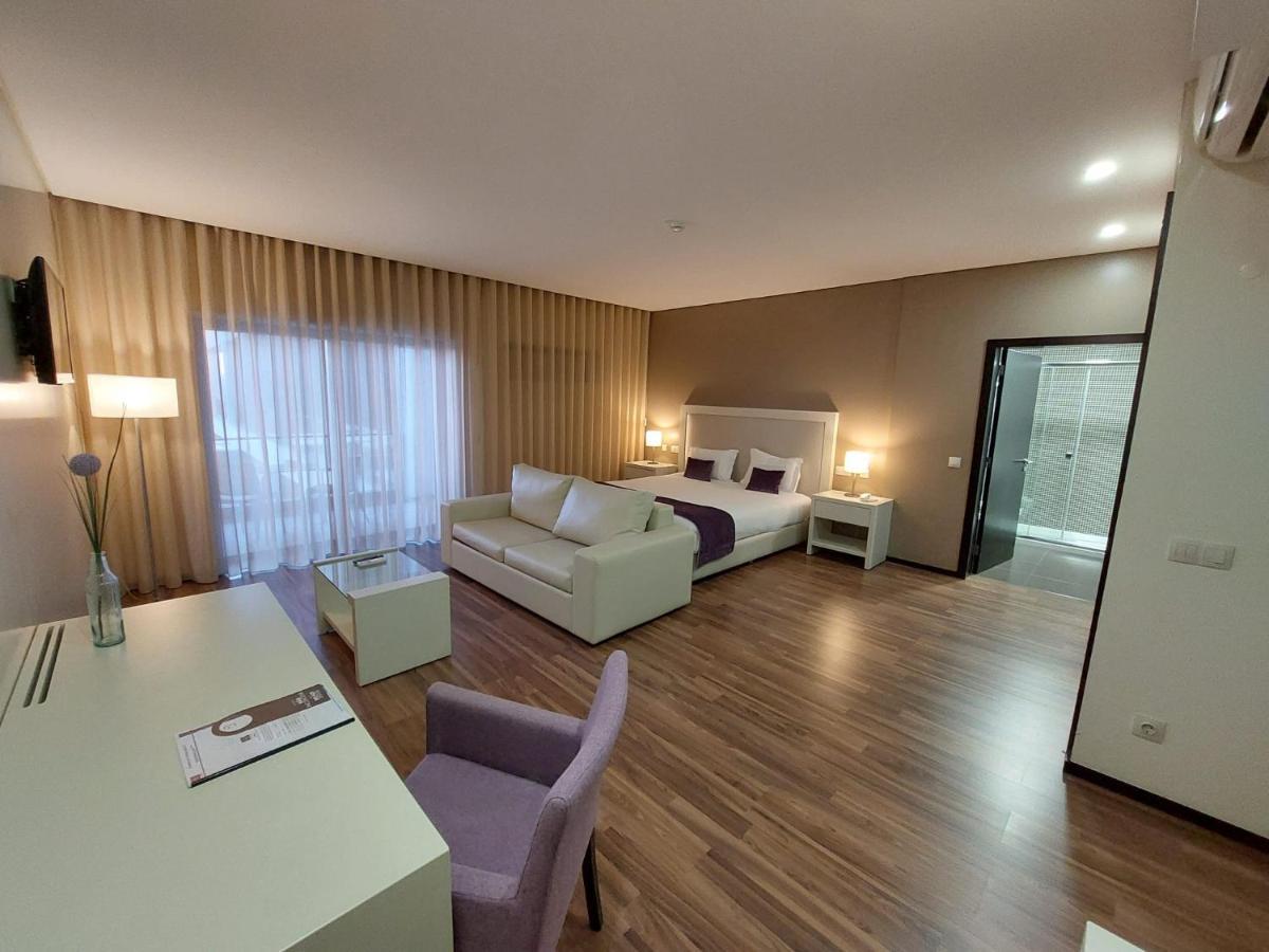 Hotel Monte Lirio เอสปีโญ ภายนอก รูปภาพ