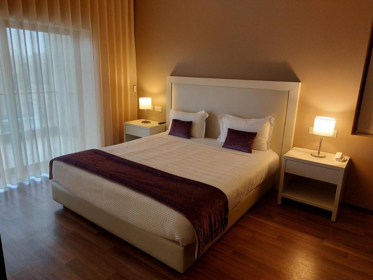 Hotel Monte Lirio เอสปีโญ ภายนอก รูปภาพ