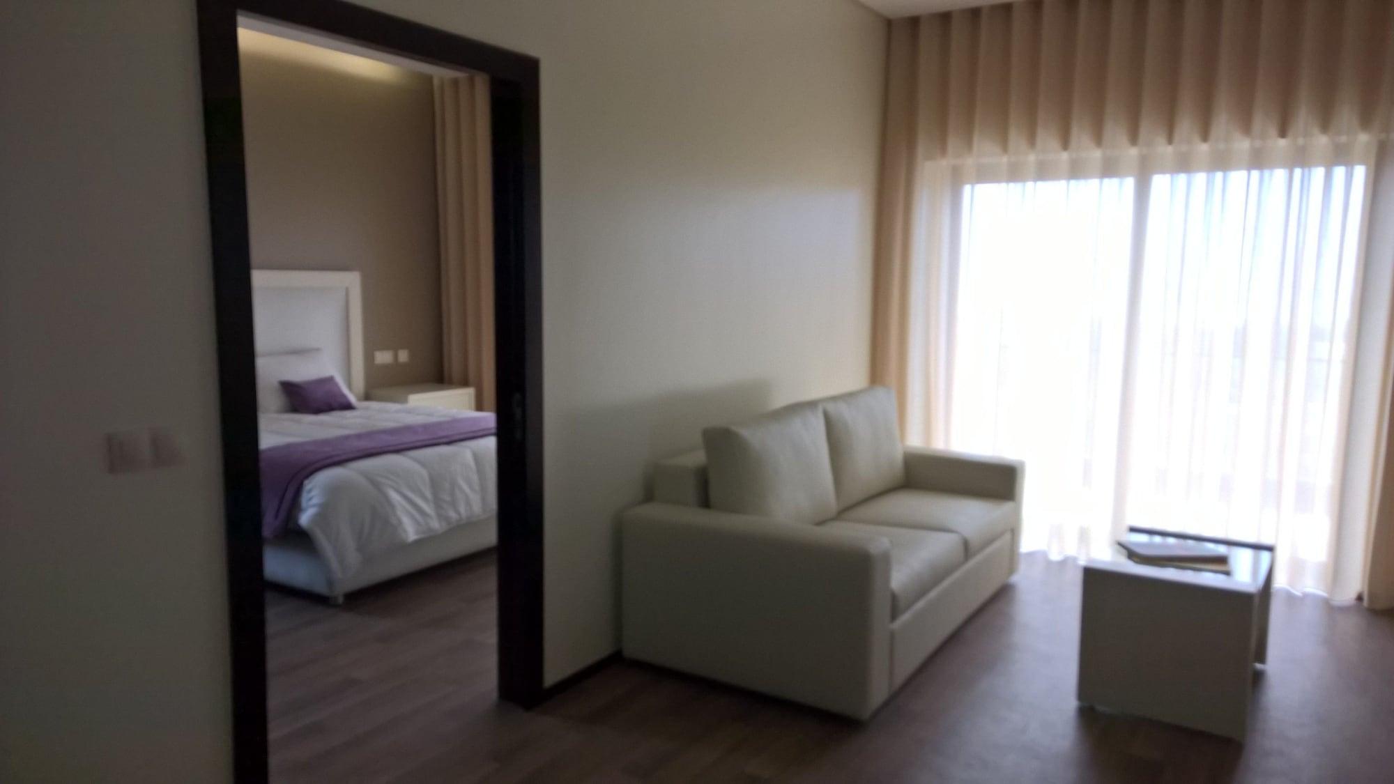 Hotel Monte Lirio เอสปีโญ ภายนอก รูปภาพ